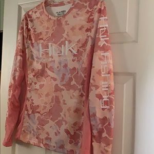 Huk women’s fishing shirt